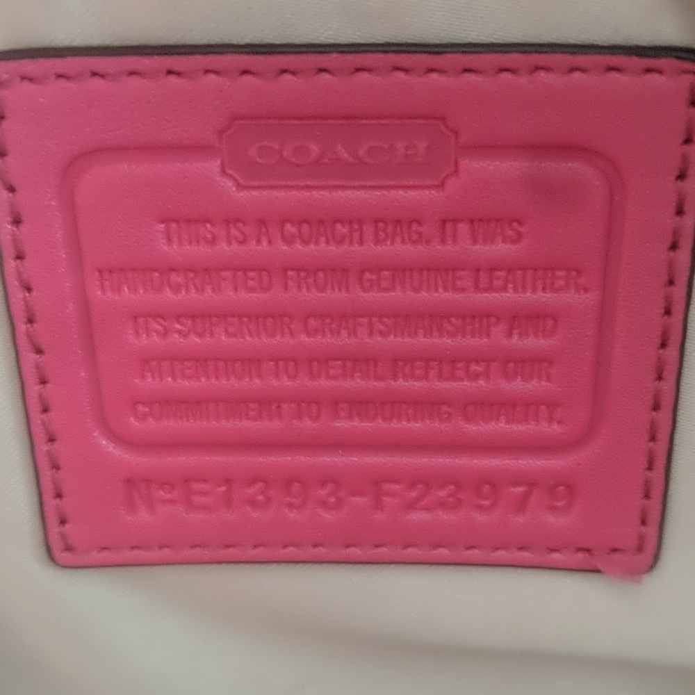 Pink Coach Bag - Picture 4 of 8